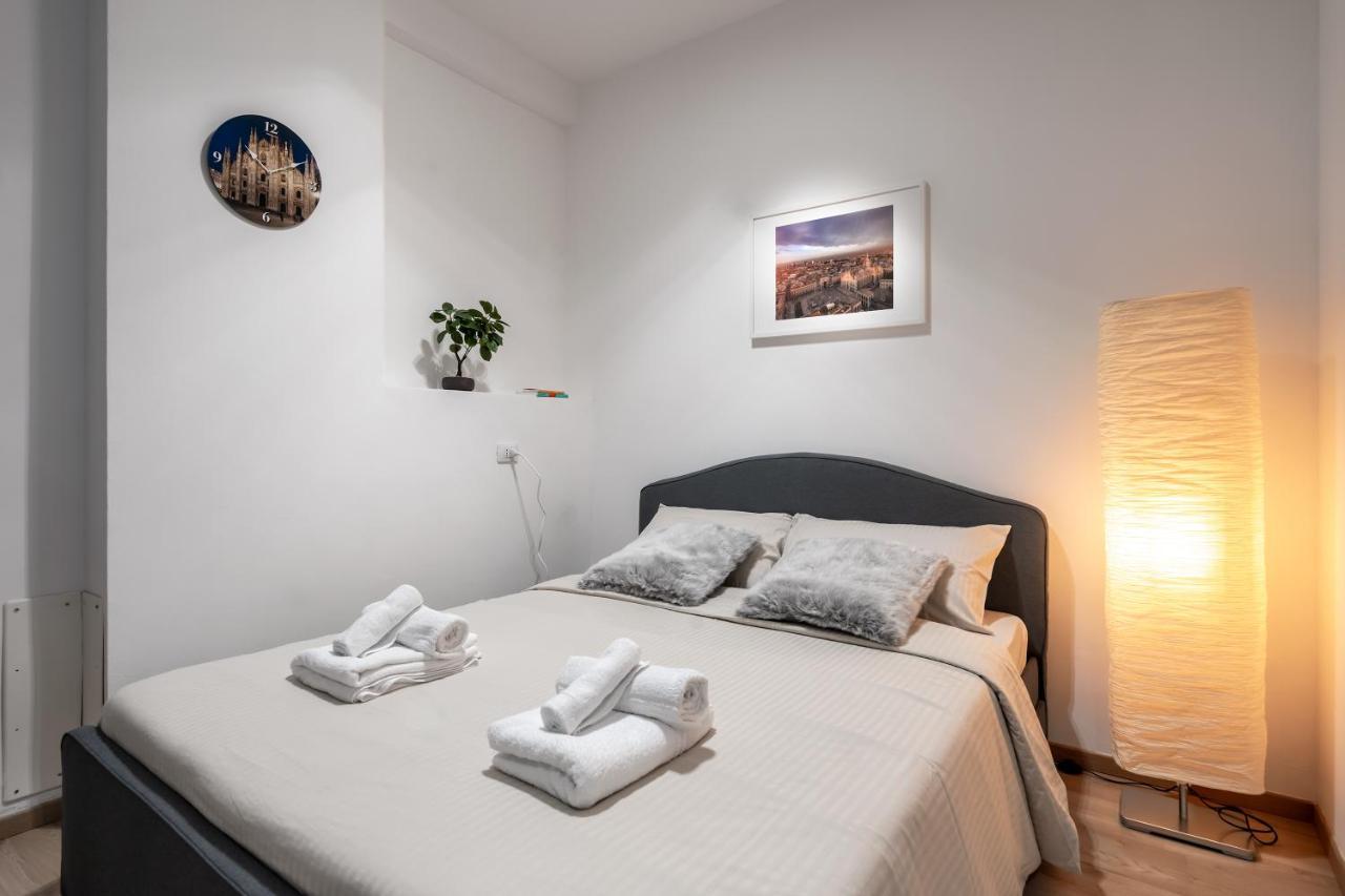 Suite 1,2 Porta Milano Centro Parking Free ภายนอก รูปภาพ